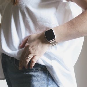 ✨Rose Gold 38-40mm Apple Watch Band ✨